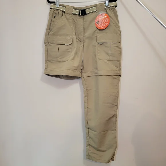 L.L. Bean Men's Sunsmart Tan Cargo Pants - Picture 6 of 6